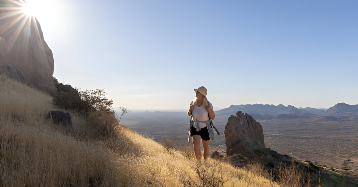 9 Real-Life Solo Travel Success Stories That Changed Lives (2025 Trends)