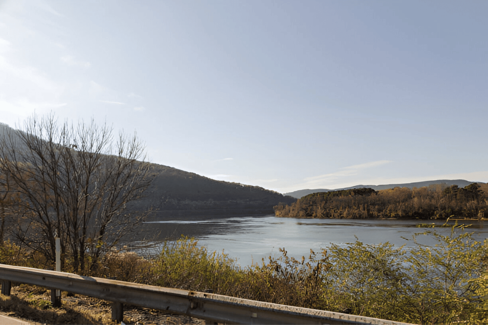 Beach in Tennessee USA_Chickamauga Lake